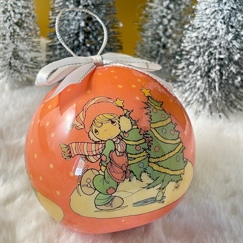 Tree Ready! Vintage Precious Moments Ice Skating Christmas Ornament 1995